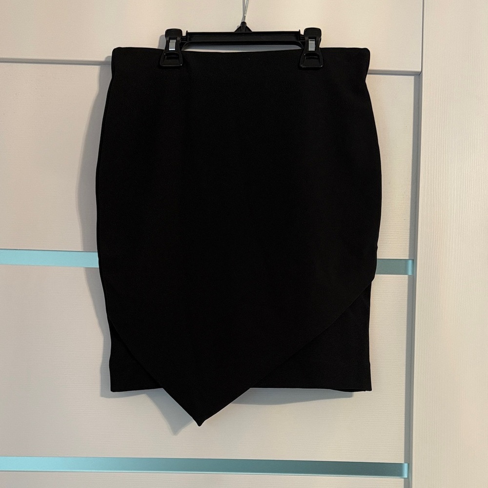 H&M Black Midi Skirt